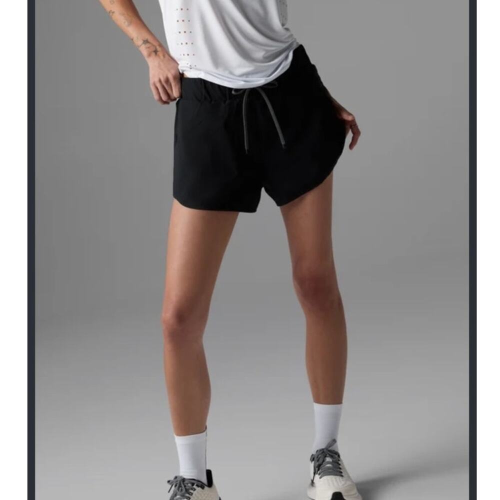 Rabbit Surf's Up Black Shorts size Smaller